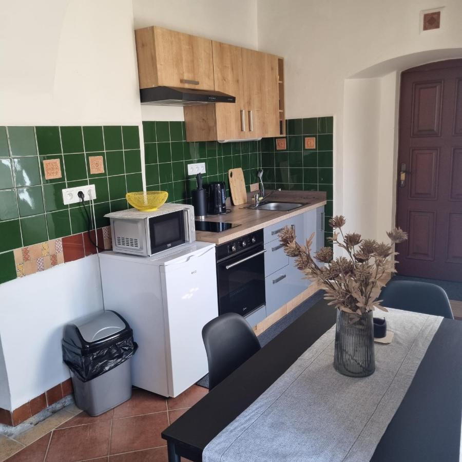Vila Lucia - Apartman 1 プルゼニ エクステリア 写真